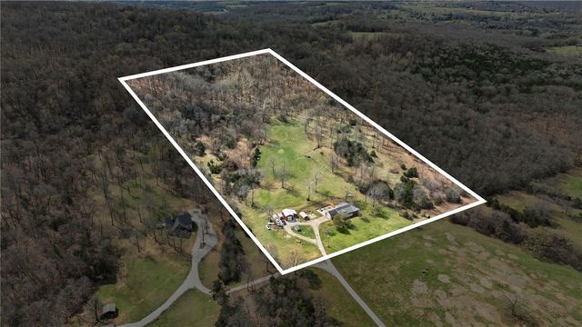 11993 Ranchwood Road, Prairie Grove, AR 72753