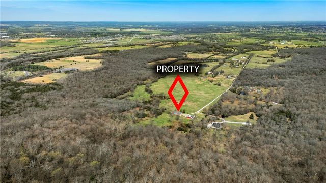 11993 Ranchwood Road, Prairie Grove, AR 72753