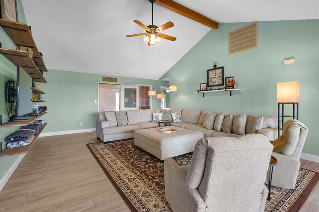 11993 Ranchwood Road, Prairie Grove, AR 72753