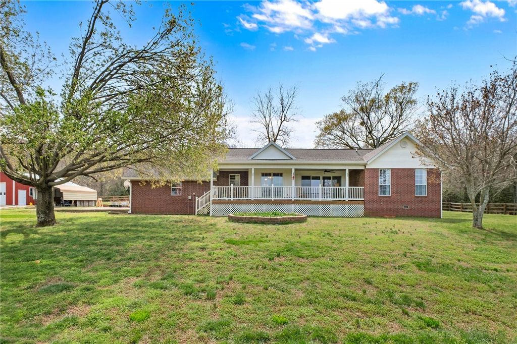 11993 Ranchwood Road, Prairie Grove, AR 72753