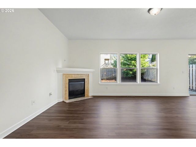 830 LIMELIGHT Ave, Salem, OR 97304