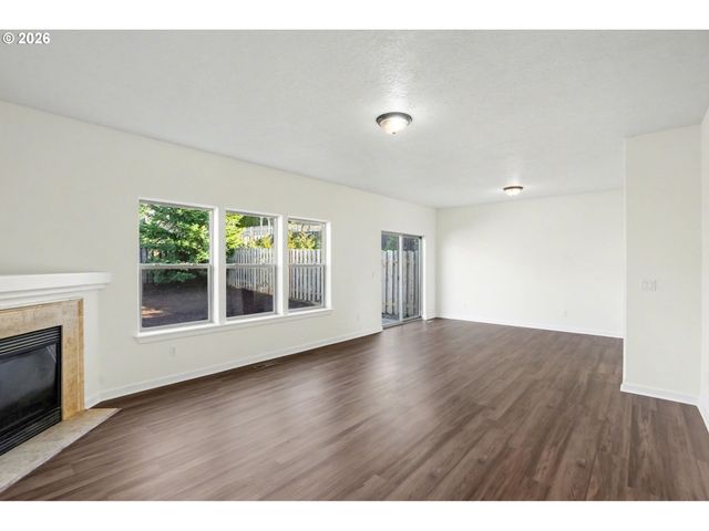 830 LIMELIGHT Ave, Salem, OR 97304