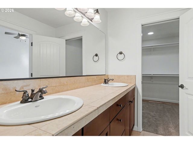 830 LIMELIGHT Ave, Salem, OR 97304