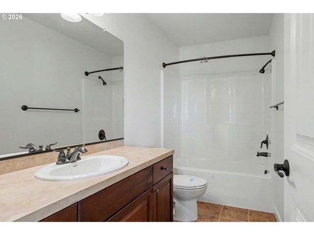 830 LIMELIGHT Ave, Salem, OR 97304