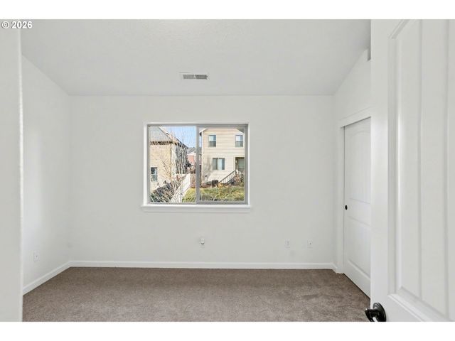 830 LIMELIGHT Ave, Salem, OR 97304