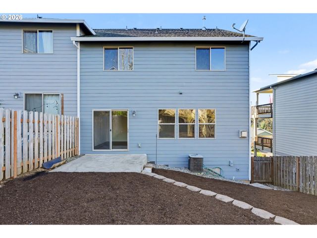 830 LIMELIGHT Ave, Salem, OR 97304