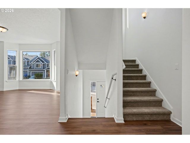 830 LIMELIGHT Ave, Salem, OR 97304