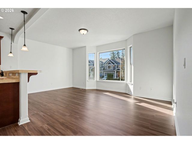 830 LIMELIGHT Ave, Salem, OR 97304