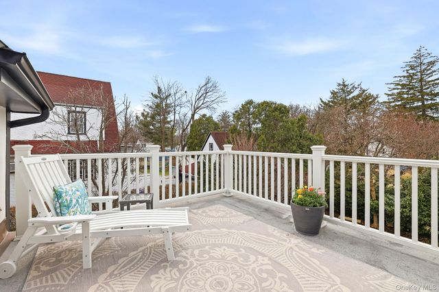 11 Van Buren Place, White Plains, NY 10603