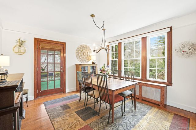 11 Van Buren Place, White Plains, NY 10603