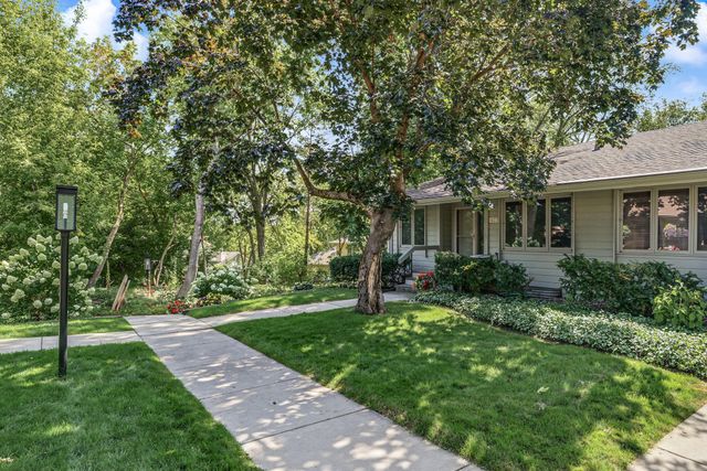 10275 Scarborough Road, Bloomington, MN 55437