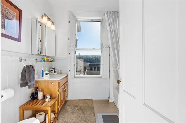 58 Oliver Street, Fitchburg, MA 01420