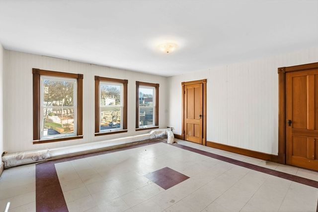 58 Oliver Street, Fitchburg, MA 01420