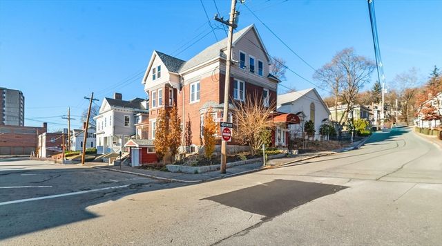 58 Oliver Street, Fitchburg, MA 01420