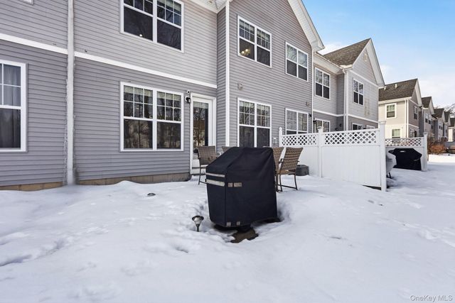 8 Atwood Drive, Middletown, NY 10940