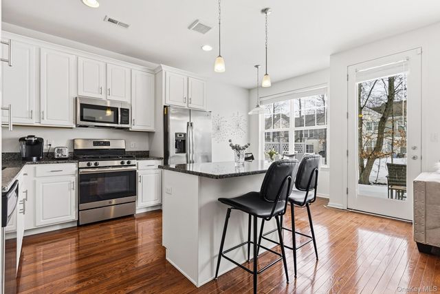 8 Atwood Drive, Middletown, NY 10940