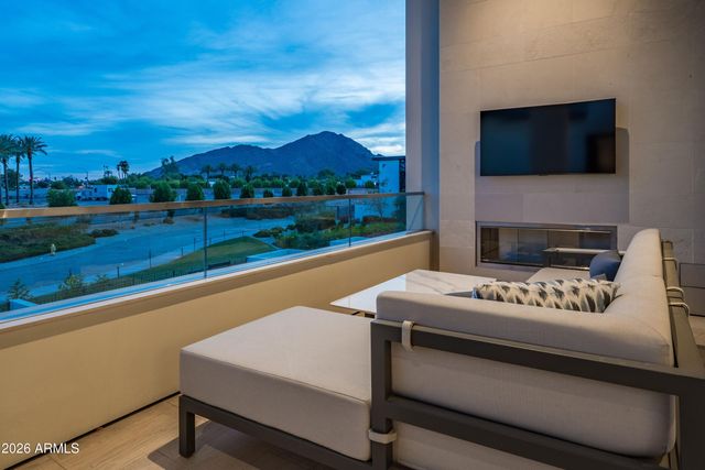 6587 N PALMERAIE Boulevard 2046, Paradise Valley, AZ 85253