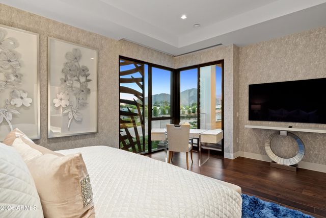 6587 N PALMERAIE Boulevard 2046, Paradise Valley, AZ 85253