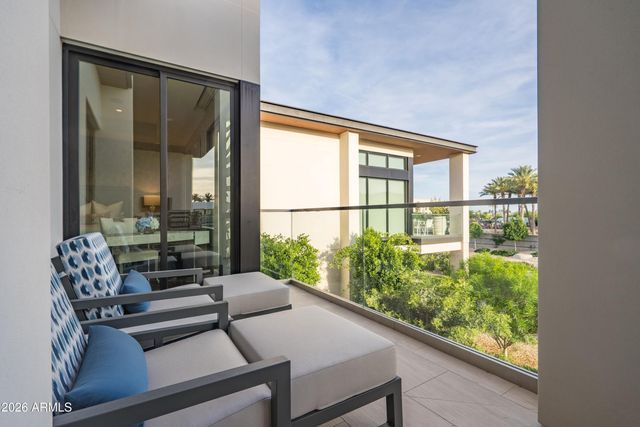 6587 N PALMERAIE Boulevard 2046, Paradise Valley, AZ 85253