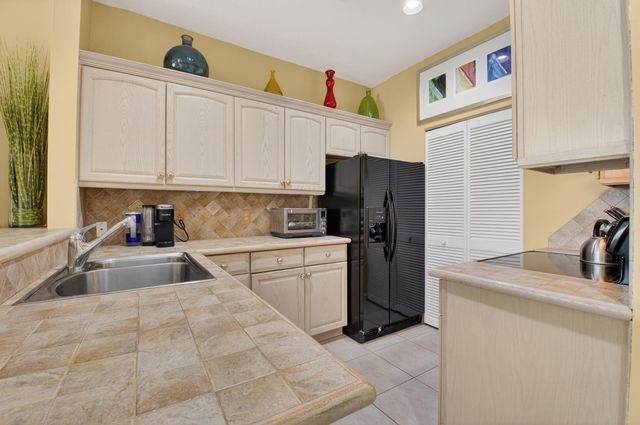 19263 Sabal Lake Drive 5094, Boca Raton, FL 33434