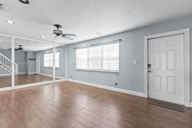 8069 SW 18th Ct 4-7, Davie, FL 33324