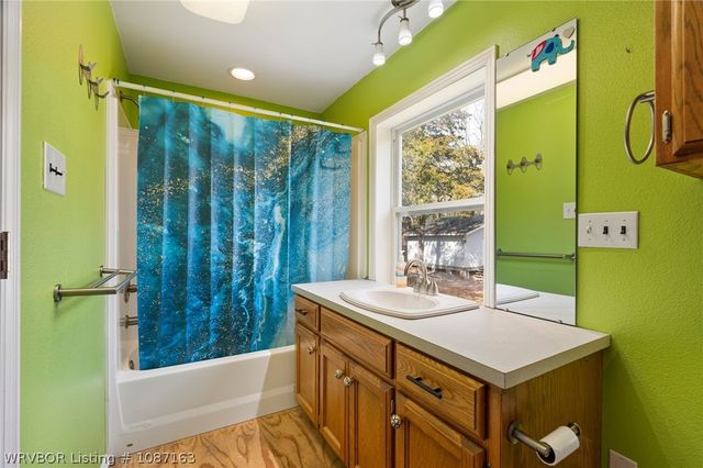 7006 Shadow Wood Lane, Rudy, AR 72952