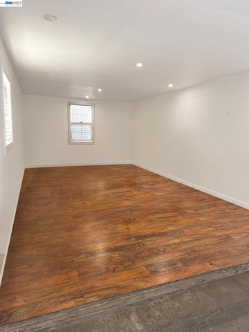 350 Cherrywood Ave, San Leandro, CA 94577