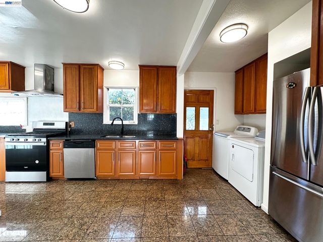 350 Cherrywood Ave, San Leandro, CA 94577