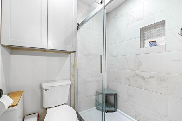 6126 NATIVE WOODS DRIVE, Tampa, FL 33625