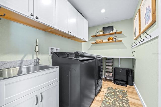 6126 NATIVE WOODS DRIVE, Tampa, FL 33625