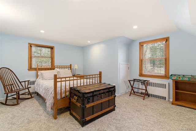 5 Cherrylawn Lane, Northport, NY 11768