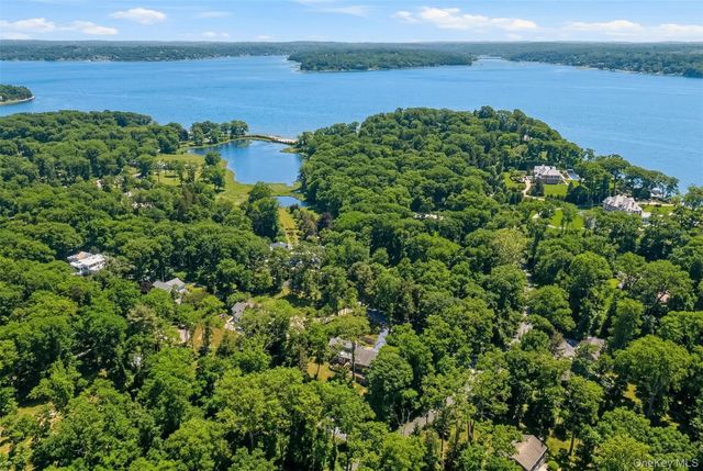 5 Cherrylawn Lane, Northport, NY 11768