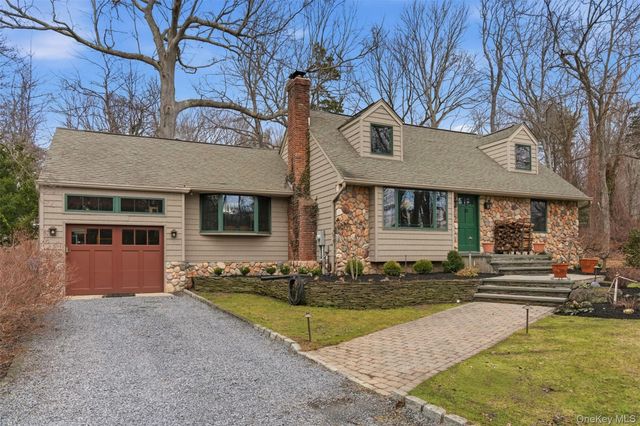 5 Cherrylawn Lane, Northport, NY 11768