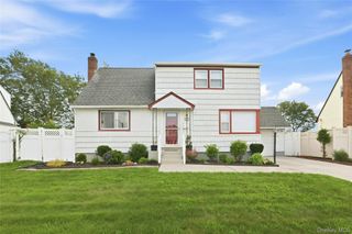 341 Hillcrest Drive, Seaford, NY 11783