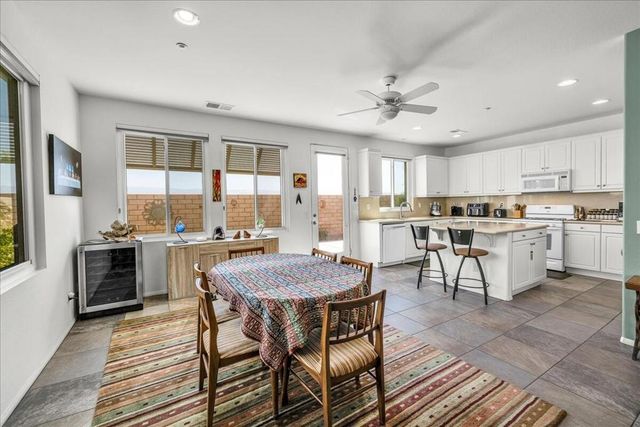 2346 Savanna Way, Palm Springs, CA 92262