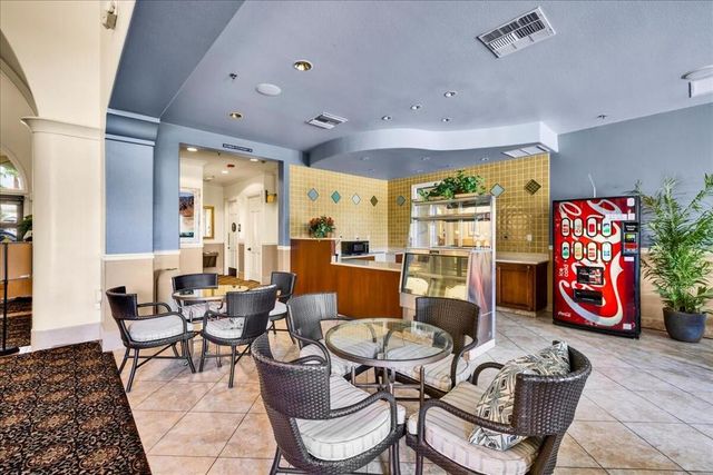 2346 Savanna Way, Palm Springs, CA 92262