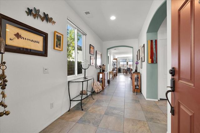 2346 Savanna Way, Palm Springs, CA 92262