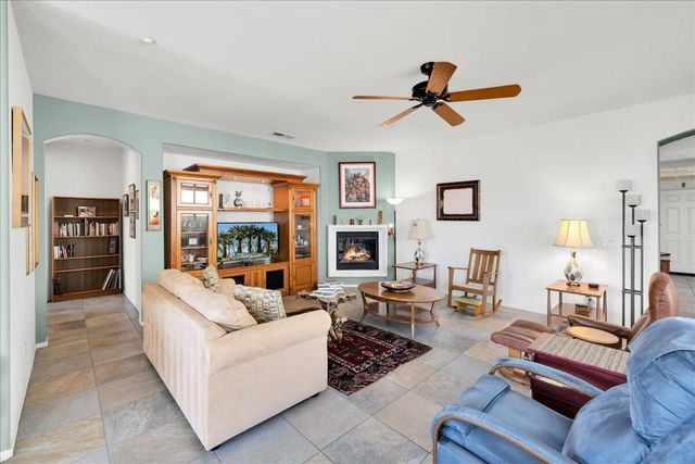 2346 Savanna Way, Palm Springs, CA 92262