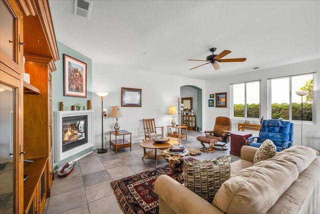 2346 Savanna Way, Palm Springs, CA 92262
