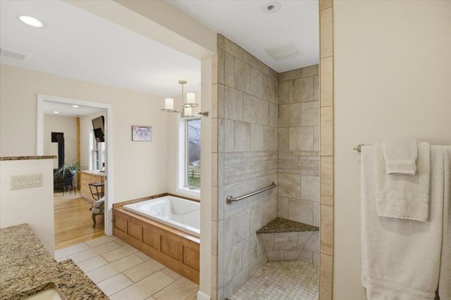 1629 North Mann Hill Road, Pownal, VT 05261