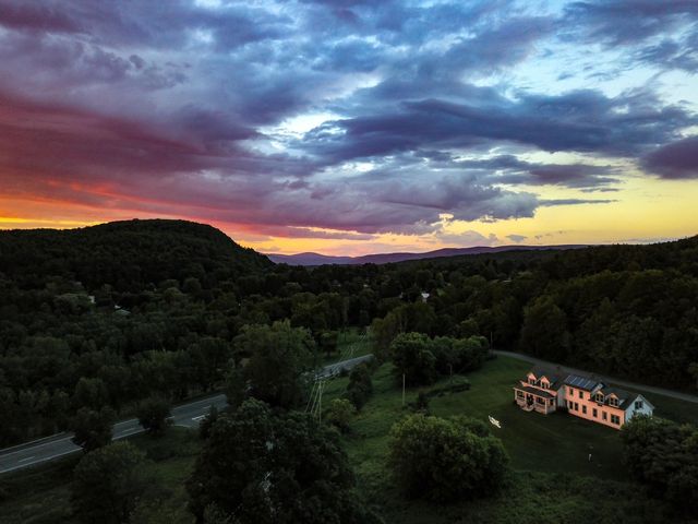 1629 North Mann Hill Road, Pownal, VT 05261