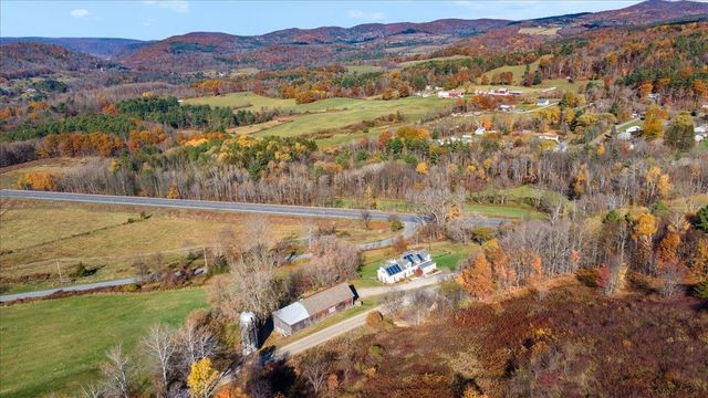 1629 North Mann Hill Road, Pownal, VT 05261