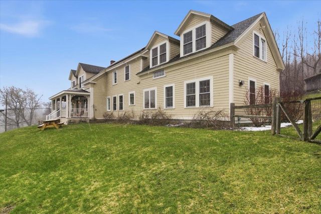 1629 North Mann Hill Road, Pownal, VT 05261