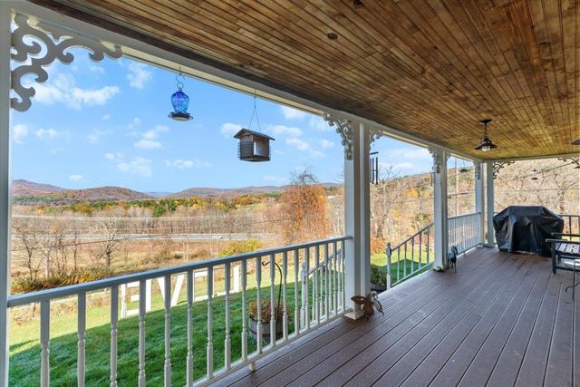 1629 North Mann Hill Road, Pownal, VT 05261