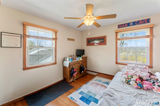 33 Coram Road, Shelton, CT 06484