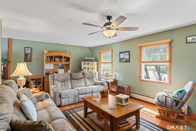 33 Coram Road, Shelton, CT 06484