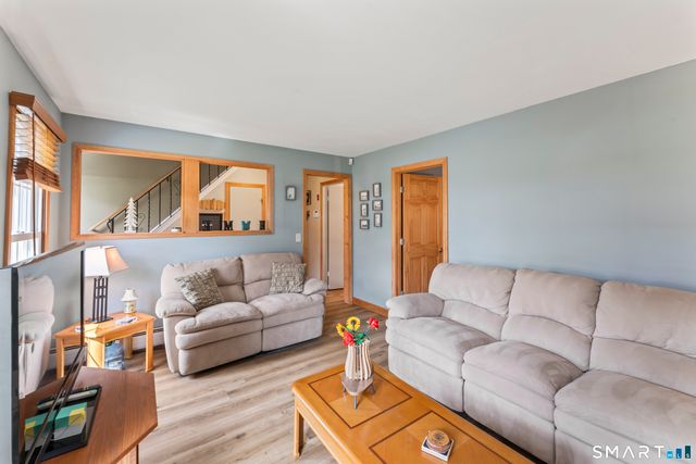 33 Coram Road, Shelton, CT 06484