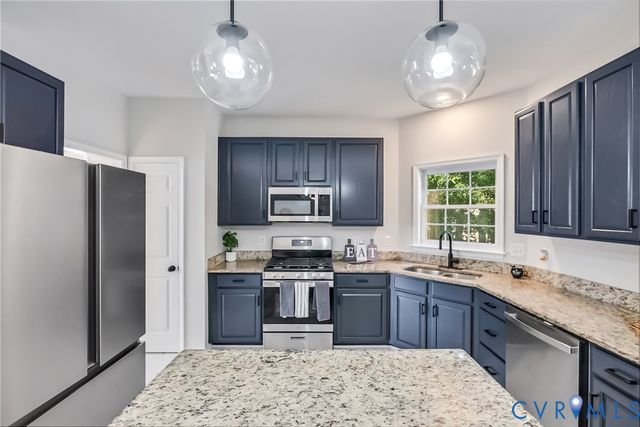 4101 Cara Hill Ct, Chester, VA 23831