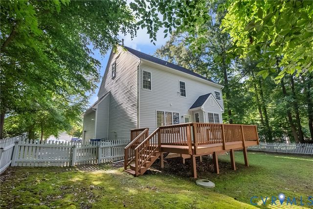 4101 Cara Hill Ct, Chester, VA 23831