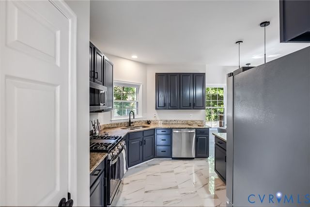 4101 Cara Hill Ct, Chester, VA 23831